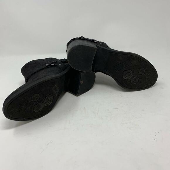 Carlos By Carlos Santana Size 7 Faux Suede Booties - Picture 7 of 7